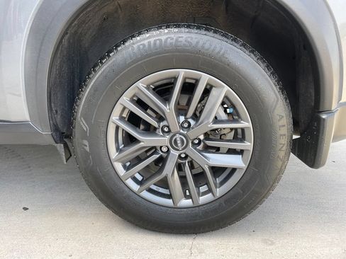Certified 2024 Nissan Rogue S FWD image 17