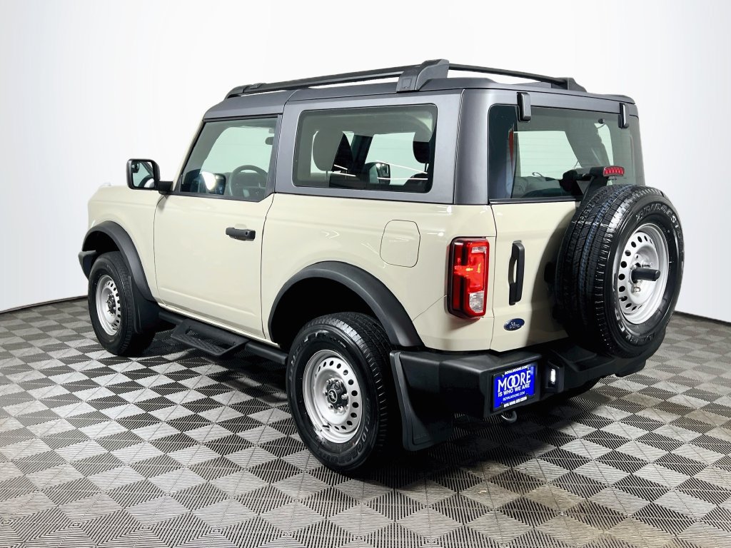 Used 2025 Ford Bronco 2-Door AWD/4WD image 5