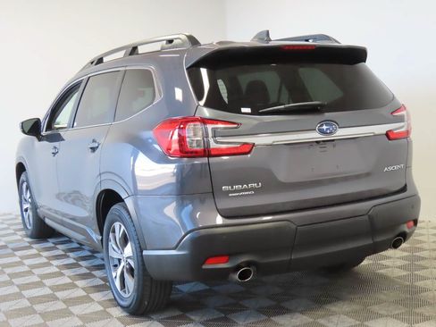 Used 2025 Subaru Ascent Premium AWD/4WD image 3