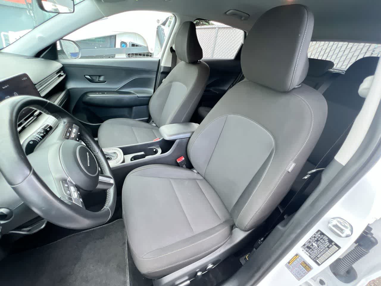 Used 2025 Hyundai Kona SEL AWD/4WD image 11