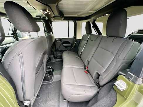Used 2023 Jeep Wrangler Willys image 22