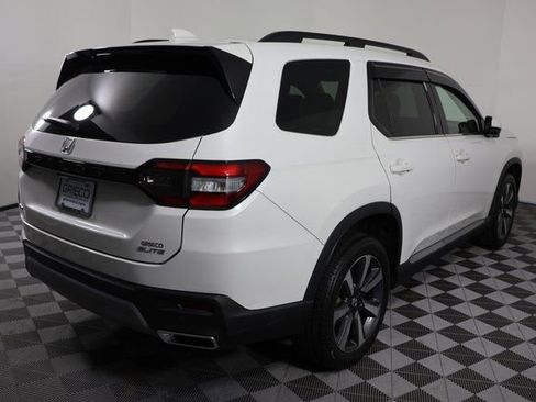 Used 2023 Honda Pilot Elite image 7