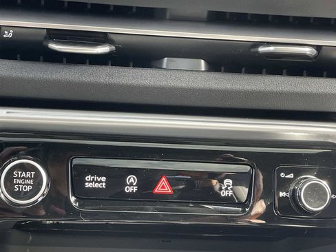 New 2025 Audi Q5 Prestige image 29