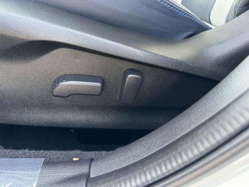 Used 2023 Subaru Crosstrek Hybrid w/ Moonroof Package w/Navigation image 20