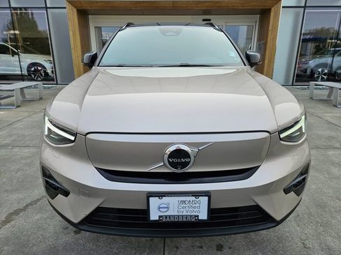 Used 2024 Volvo XC40 Recharge Ultimate w/ Protection Package Premier AWD/4WD image 2