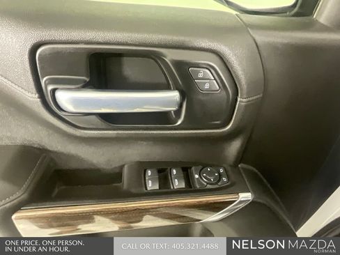 Used 2021 Chevrolet Silverado 1500 LT AWD/4WD image 17