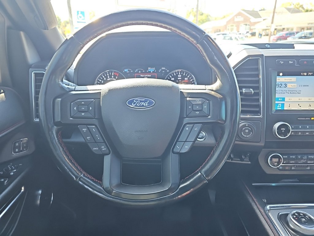 Used 2019 Ford Expedition Limited w/ Equipment Group 303A AWD/4WD image 20