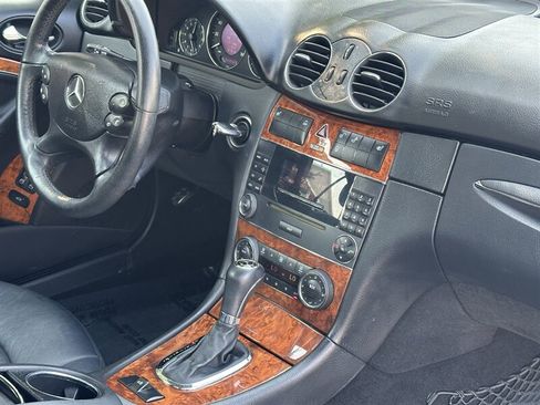 Used 2007 Mercedes-Benz CLK 350 Cabriolet image 19