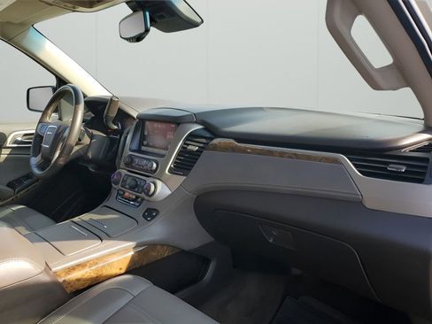 Used 2015 GMC Yukon XL Denali w/ Touring Package image 13