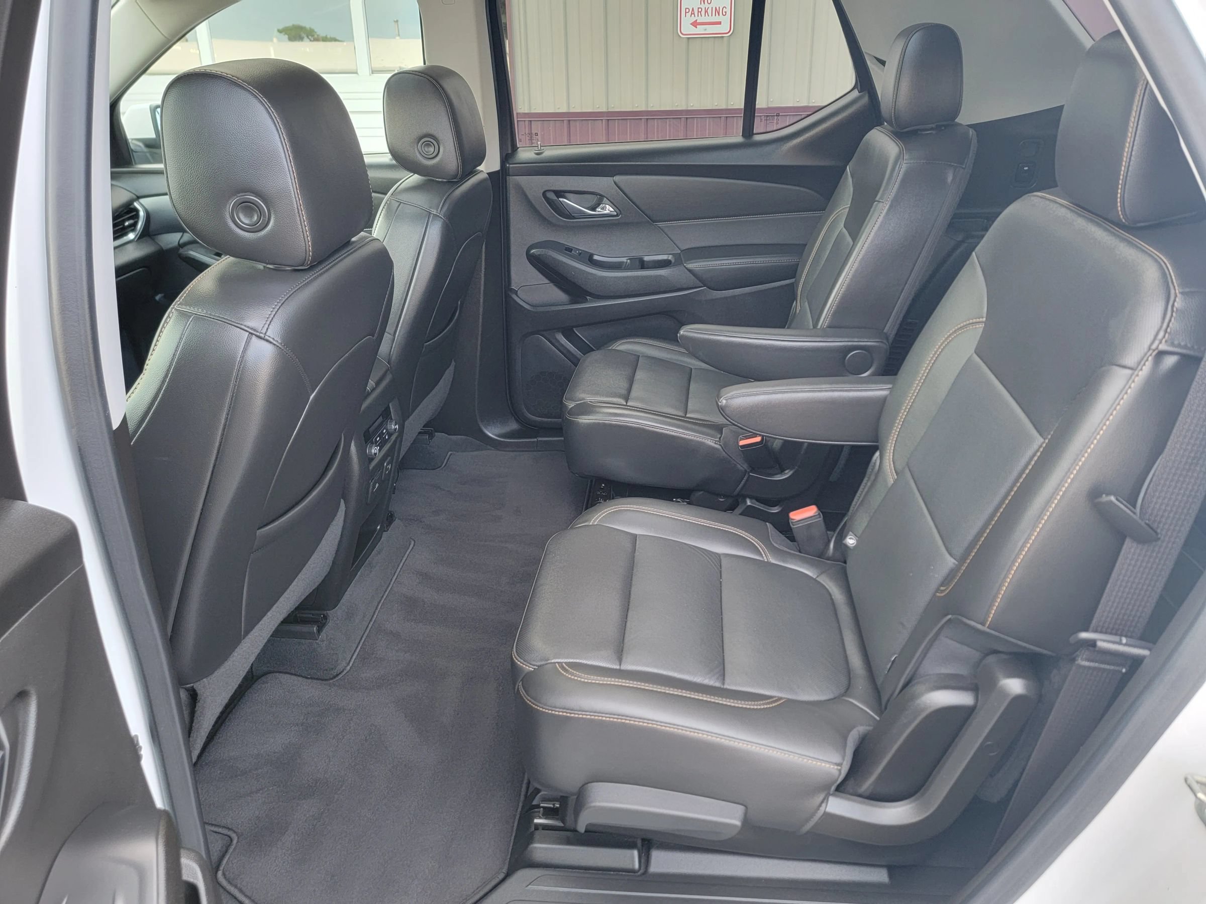 Used 2021 Chevrolet Traverse Premier AWD/4WD image 11