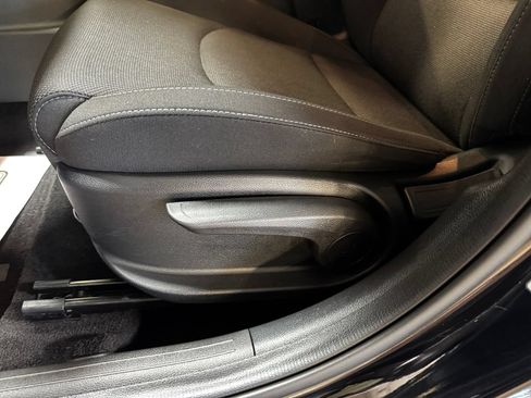 Certified 2022 Kia Forte LXS FWD image 13