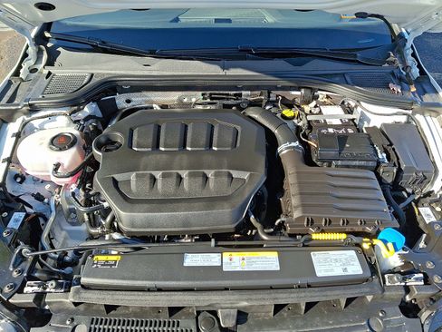 Used 2025 Volkswagen GTI SE image 28