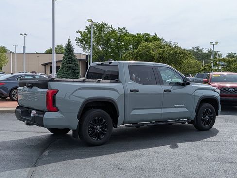 Used 2026 Toyota Tundra SR5 w/ SR5 Convenience Package AWD/4WD image 8