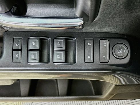 Used 2018 Chevrolet Silverado 1500 LT w/ All Star Edition RWD image 20