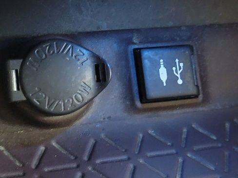 Used 2019 Toyota RAV4 Limited w/ All Weather Liner Package AWD/4WD image 26