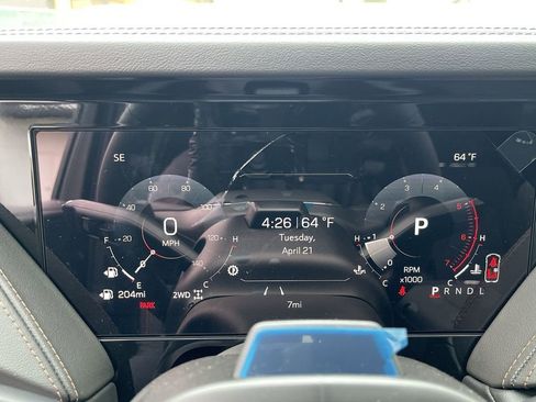 New 2026 GMC Yukon XL AT4 AWD/4WD image 11