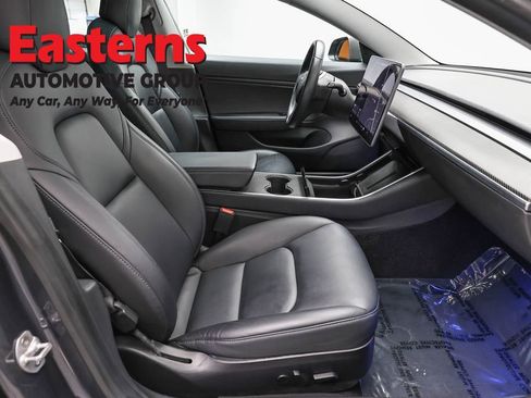 Used 2018 Tesla Model 3 Long Range image 21