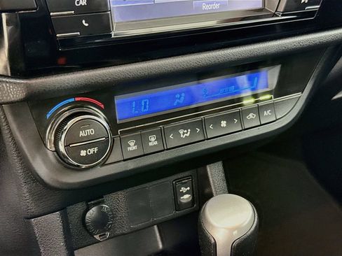Used 2014 Toyota Corolla S FWD image 18