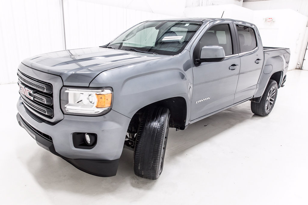 Used 2020 GMC Canyon SLE w/ Elevation Edition RWD image 3
