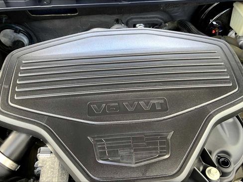 Used 2018 Cadillac XT5 Luxury w/ Driver Awareness Package image 63