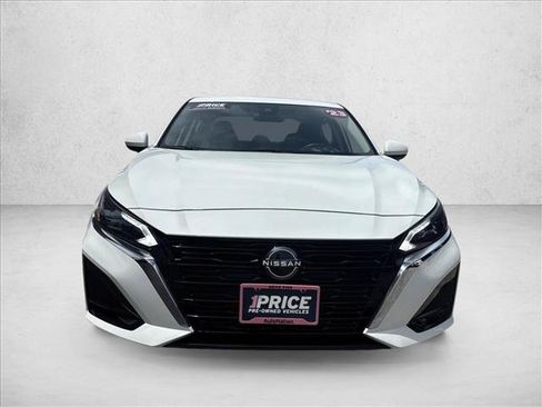 Used 2023 Nissan Altima 2.5 S FWD image 11