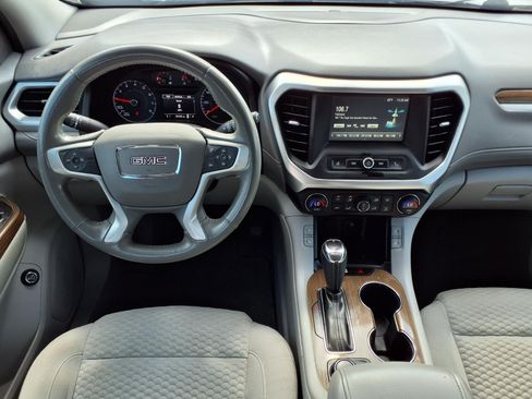 Used 2018 GMC Acadia SLE FWD image 14