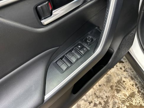 Certified 2025 Toyota RAV4 XLE AWD/4WD image 15
