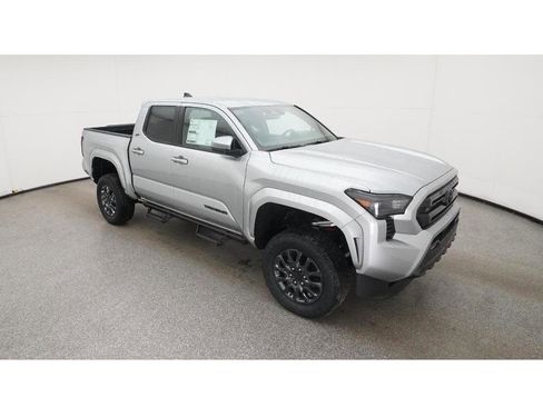 New 2025 Toyota Tacoma SR5 image 13