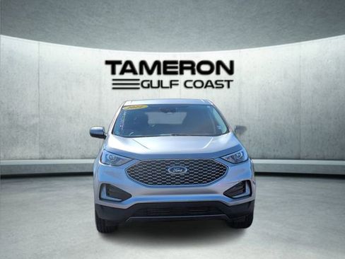 Used 2024 Ford Edge SEL image 9