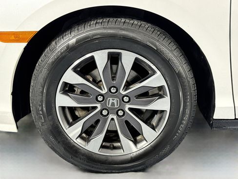 Certified 2023 Honda Odyssey EX-L image 32