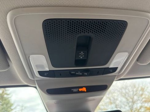 Certified 2023 Honda HR-V EX-L image 38