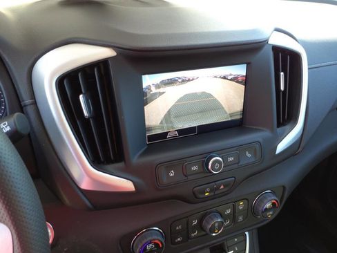 Certified 2023 GMC Terrain SLE w/ Driver Convenience Package image 14