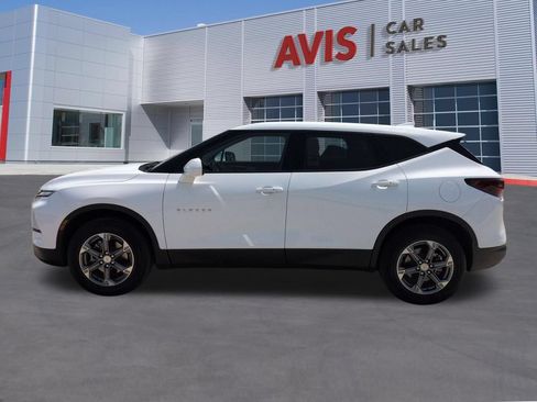 Used 2025 Chevrolet Blazer LT FWD image 10