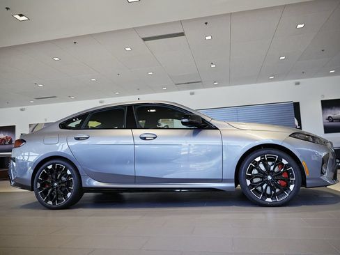 New 2026 BMW M235i xDrive w/ Technology Package AWD/4WD image 4