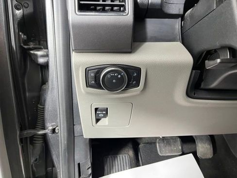 Used 2018 Ford F150 XLT AWD/4WD image 18