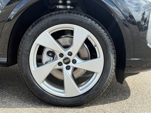 New 2025 Audi Q5 Premium Plus AWD/4WD image 42