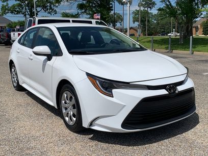 Used 2025 Toyota Corolla LE
