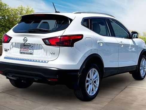 Certified 2019 Nissan Rogue Sport SV w/ Technology Package FWD image 6