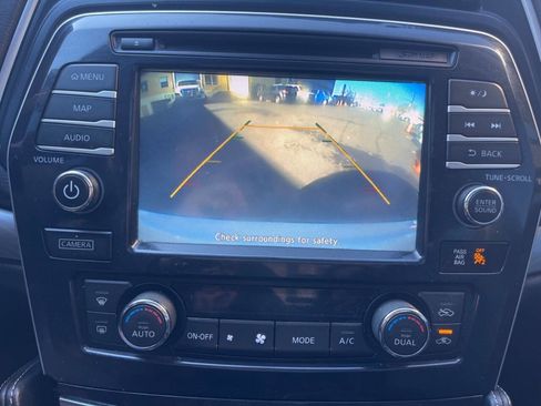 Used 2017 Nissan Maxima 3.5 SL image 14