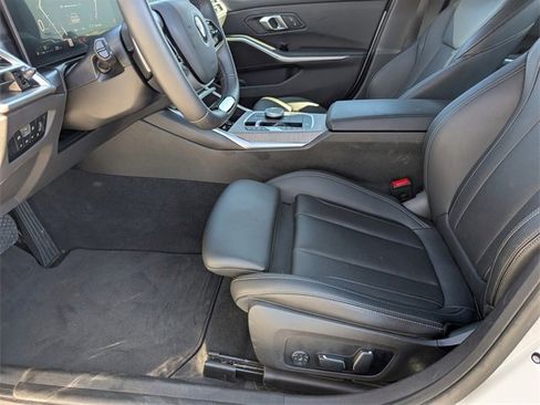 Used 2025 BMW 330i Sedan image 14