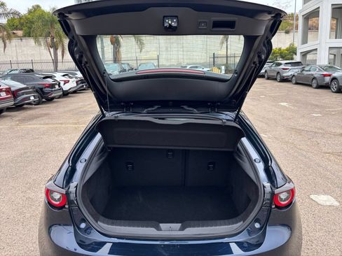 Used 2026 MAZDA MAZDA3 s FWD image 32