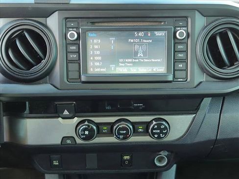 Used 2018 Toyota Tacoma SR w/ SR Convenience Package image 14