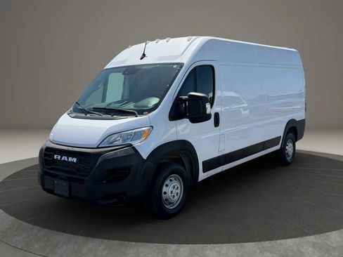 Used 2023 RAM ProMaster 2500 FWD image 1