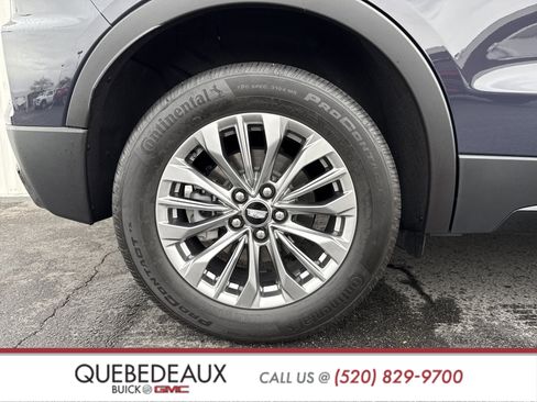 Used 2025 Cadillac XT4 Premium Luxury image 45