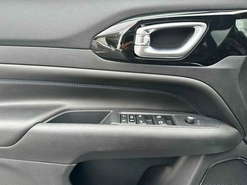 New 2026 Jeep Compass Latitude w/ Quick Order Package 29K image 8