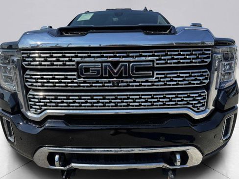 Used 2020 GMC Sierra 2500 Denali w/ Denali Ultimate Package image 12