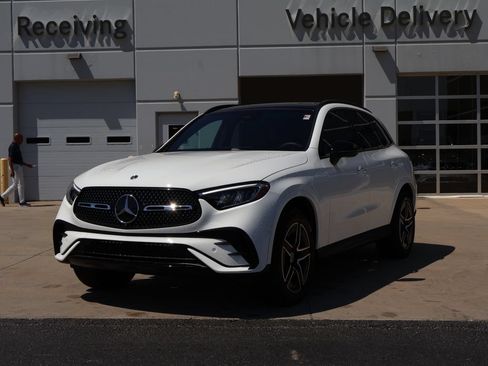 Certified 2026 Mercedes-Benz GLC 300 4MATIC image 3