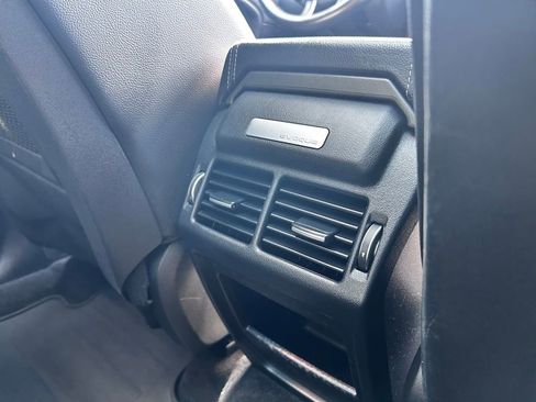 Used 2018 Land Rover Range Rover Evoque SE Premium AWD/4WD image 38