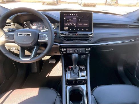 New 2026 Jeep Compass Latitude AWD/4WD image 5
