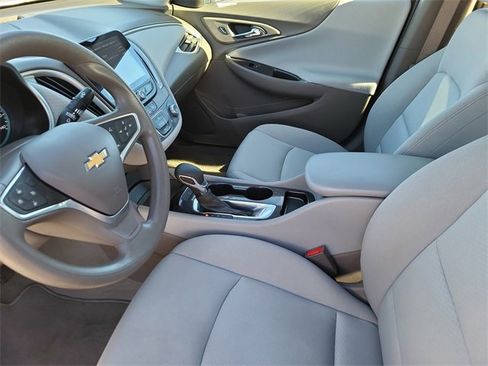 Used 2022 Chevrolet Malibu LS image 11